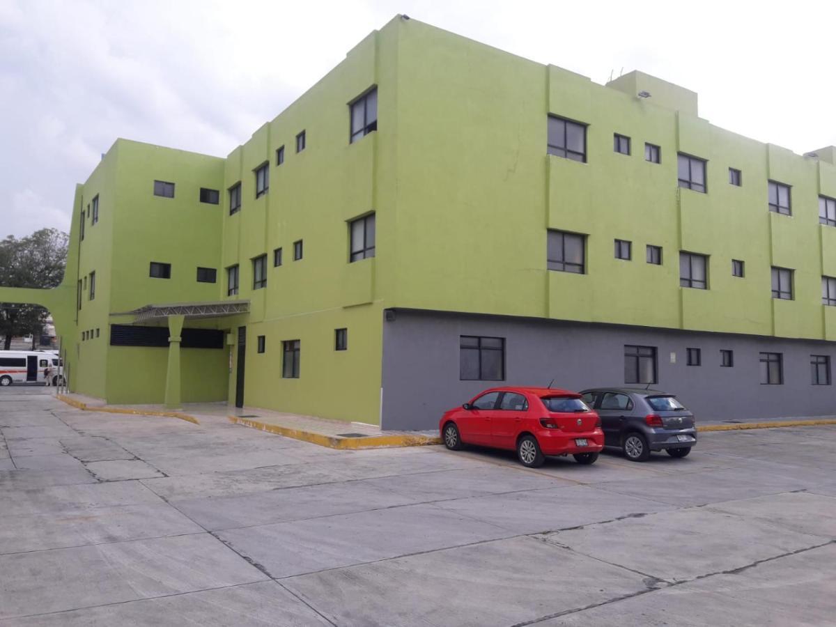 Hotel Terminal De Puebla Exterior photo