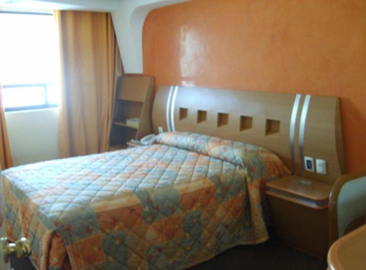 Hotel Terminal De Puebla Room photo